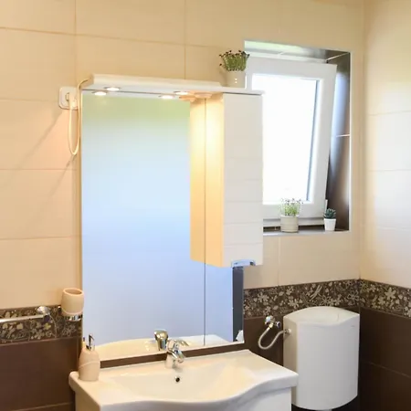 Vila Marta Mala Cista